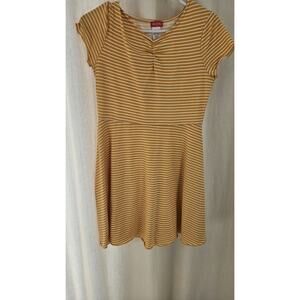 ZUNIE GIRL Muster Skater Dress Size XL. 14/16